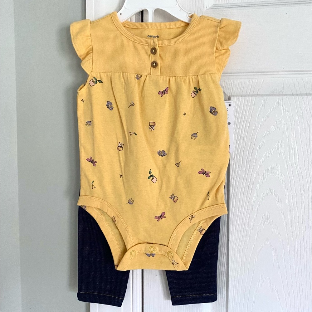 Carter’s 2 Piece Yellow Bodysuit Pants Set